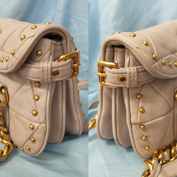 💥Offers Welcome💥 💯 Authentic MIU MIU(Made in Italy) Chain Flap Shoulder Bag - Picture 9 of 15